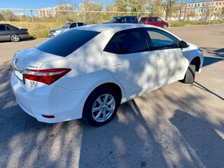 2014 Toyota Corolla XI (E160, E170, E180), белый, 1200000 рублей, вид 3