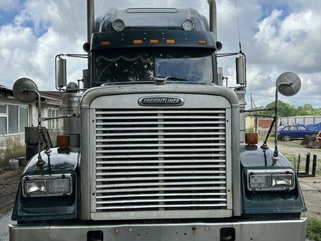2003 Freightliner FLD, зелёный, 2700000 рублей, вид 2
