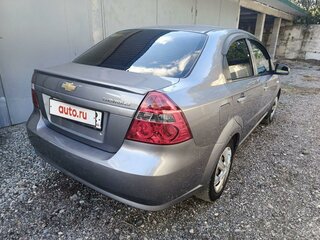 2011 Chevrolet Aveo I Рестайлинг, серебристый, 540000 рублей, вид 4