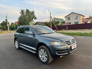 2006 Volkswagen Touareg I, серый, 1350000 рублей, вид 1