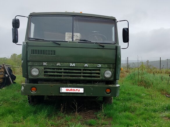 1994 КамАЗ 55102, зелёный, 700000 рублей