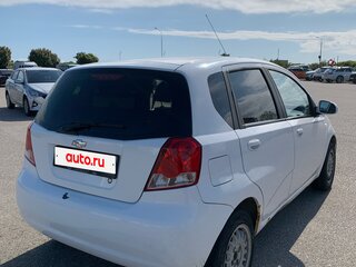 2006 Chevrolet Aveo I, белый, 310000 рублей, вид 4