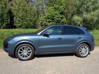 2020 Porsche Cayenne III, голубой, 7600000 рублей, вид 3