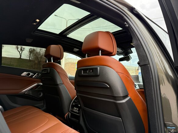 2021 BMW X6 30d III (G06), зелёный, 7990000 рублей - вид 19