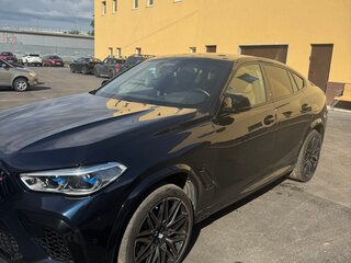 2020 BMW X6 M Competition III (F96), чёрный, 8873000 рублей, вид 2