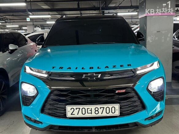 2020 Chevrolet TrailBlazer III, голубой, 1650000 рублей - вид 3