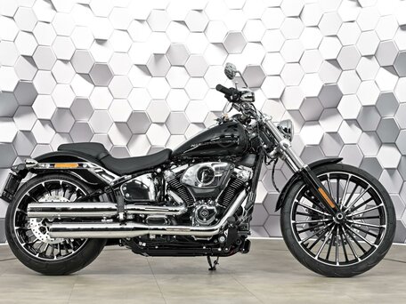 2025 Harley-Davidson Breakout, чёрный, 3099000 рублей, вид 3