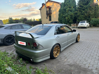 2000 Toyota Altezza, серебристый, 1300000 рублей, вид 5