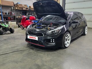 2017 Kia Ceed GT I Рестайлинг, чёрный, 1500000 рублей, вид 4