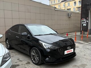 2021 Hyundai Solaris II Рестайлинг, чёрный, 1600000 рублей, вид 2
