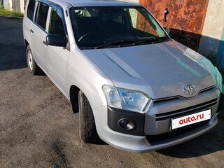 2018 Toyota Succeed I Рестайлинг, серебристый, 1025000 рублей, вид 2