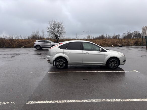 2008 Ford Focus II Рестайлинг, серебристый, 449000 рублей - вид 1