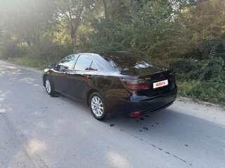 2015 Toyota Camry VII (XV50) Рестайлинг, чёрный, 1850000 рублей, вид 3