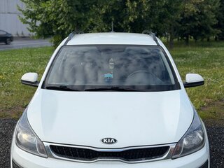 2019 Kia Rio X-Line IV, белый, 1270000 рублей, вид 2