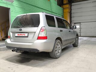 2006 Subaru Forester II Рестайлинг, серебристый, 750000 рублей, вид 4
