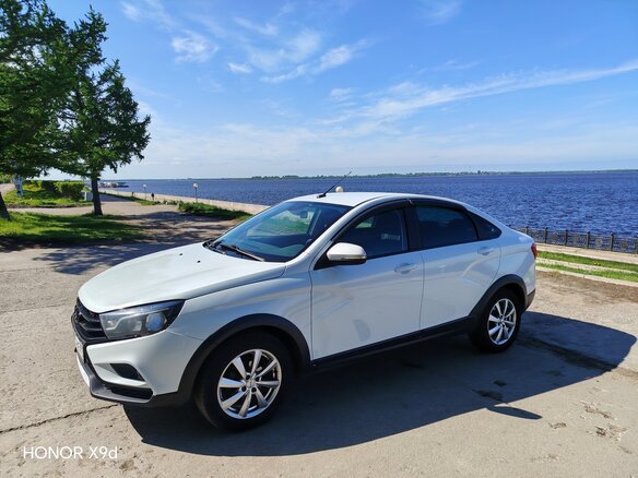 2019 Lada (ВАЗ) Vesta Cross I, белый, 1040000 рублей - вид 2