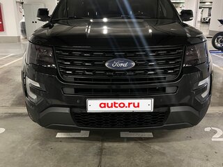 2017 Ford Explorer V Рестайлинг, чёрный, 2700000 рублей, вид 3