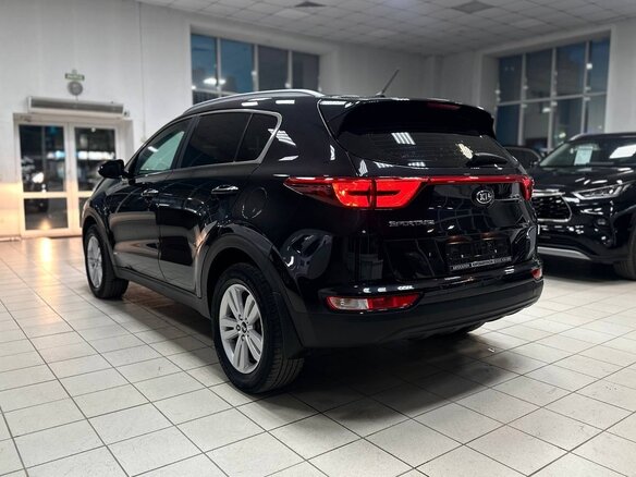 2016 Kia Sportage IV, чёрный, 2129000 рублей - вид 8