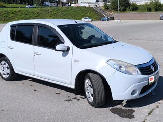 2012 Renault Sandero I, белый, 590000 рублей, вид 3