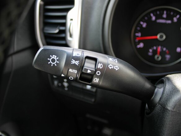2018 Kia Sportage IV, красный, 2029000 рублей - вид 16
