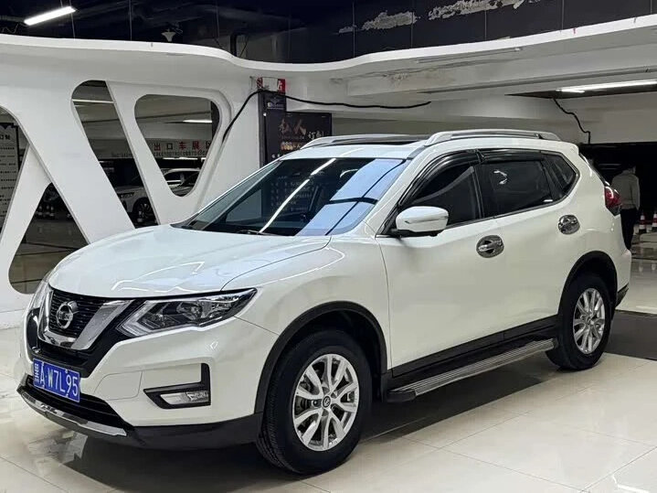 Открыть фотографии: Nissan X-Trail III Рестайлинг