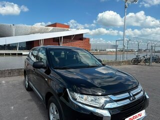 2015 Mitsubishi Outlander III Рестайлинг 2, чёрный, 1790000 рублей, вид 4