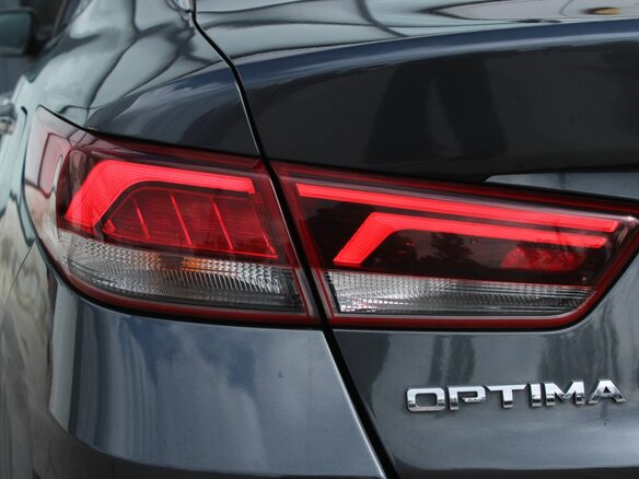 2018 Kia Optima IV Рестайлинг, серый, 1975000 рублей - вид 9
