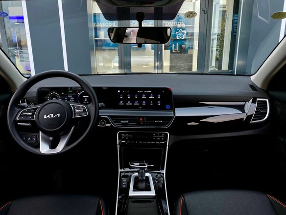 2026 Kia Seltos I Рестайлинг, белый - вид 12