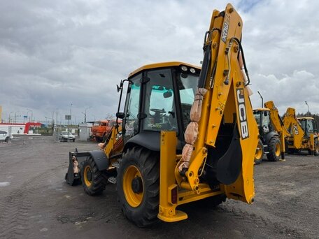2026 JCB 3CX, жёлтый, 15990000 рублей, вид 3