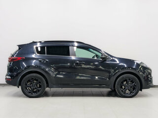2021 Kia Sportage IV Рестайлинг, чёрный, 2750000 рублей, вид 4