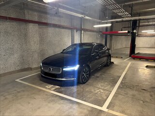 2021 Volvo S90 II Рестайлинг, чёрный, 3000000 рублей, вид 1