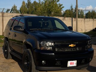 2012 Chevrolet Tahoe 6AT III, чёрный, 2090000 рублей, вид 2