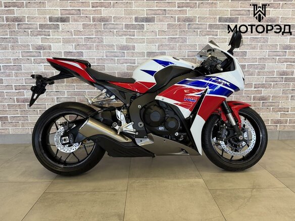 2014 Honda CBR 1000 RR/RA Fireblade, белый - вид 8