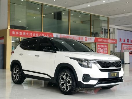 2022 Kia KX3, белый, 1800000 рублей, вид 1