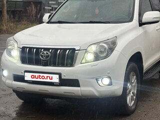 2010 Toyota Land Cruiser Prado 150 Series, белый, 2750000 рублей, вид 1