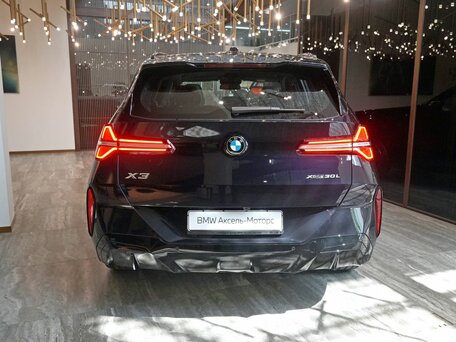 2026 BMW X3 Long 30L xDrive IV (G45/G48), чёрный, 7100000 рублей, вид 3