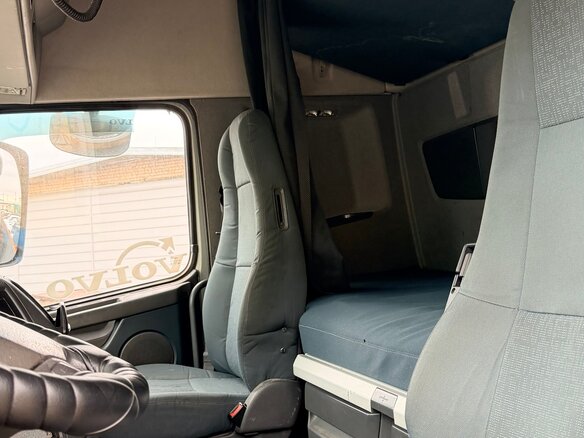 2013 Volvo FH, белый, 6500000 рублей - вид 12