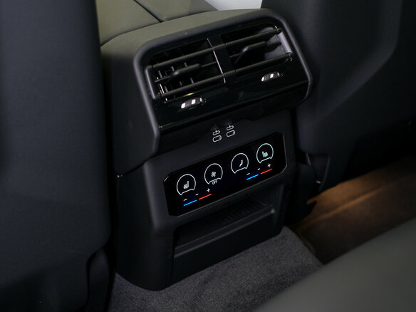 2026 BMW M5 VII (G90), серый, 22990000 рублей - вид 28