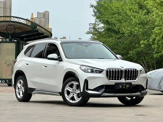 2022 BMW X1 18i sDrive III (U11/U12), белый, 2720000 рублей, вид 3