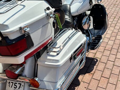 2001 Harley-Davidson Electra Glide, белый, 649000 рублей, вид 3