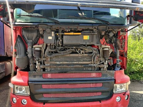 2005 Scania R-Series, красный, 5000000 рублей, вид 5