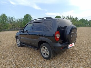 2015 Chevrolet Niva I Рестайлинг, чёрный, 620000 рублей, вид 4