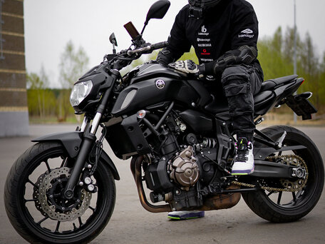 2020 Yamaha MT-07 (FZ-07), чёрный, 800000 рублей, вид 1
