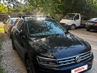 2018 Volkswagen Tiguan II, чёрный, 2000000 рублей, вид 1