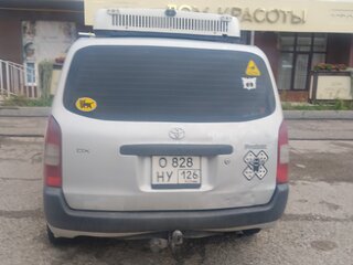 2002 Toyota Probox I, серебристый, 380000 рублей, вид 3
