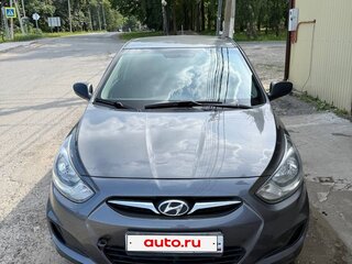 2013 Hyundai Solaris I, серый, 690000 рублей, вид 3