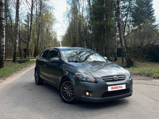2010 Kia Ceed I Рестайлинг, серебристый, 600000 рублей, вид 3
