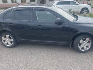 2011 Skoda Octavia II (A5) Рестайлинг, чёрный, 520000 рублей, вид 2