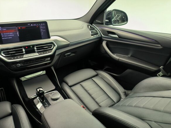 2025 BMW X4 20i II (G02) Рестайлинг, чёрный, 8820000 рублей - вид 13