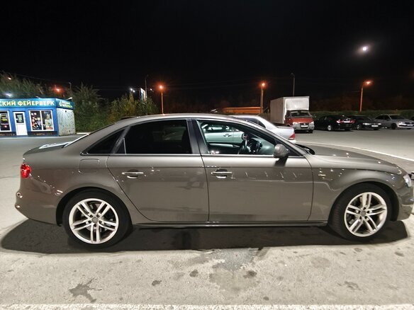 2014 Audi A4 IV (B8) Рестайлинг, серый, 1800000 рублей - вид 4